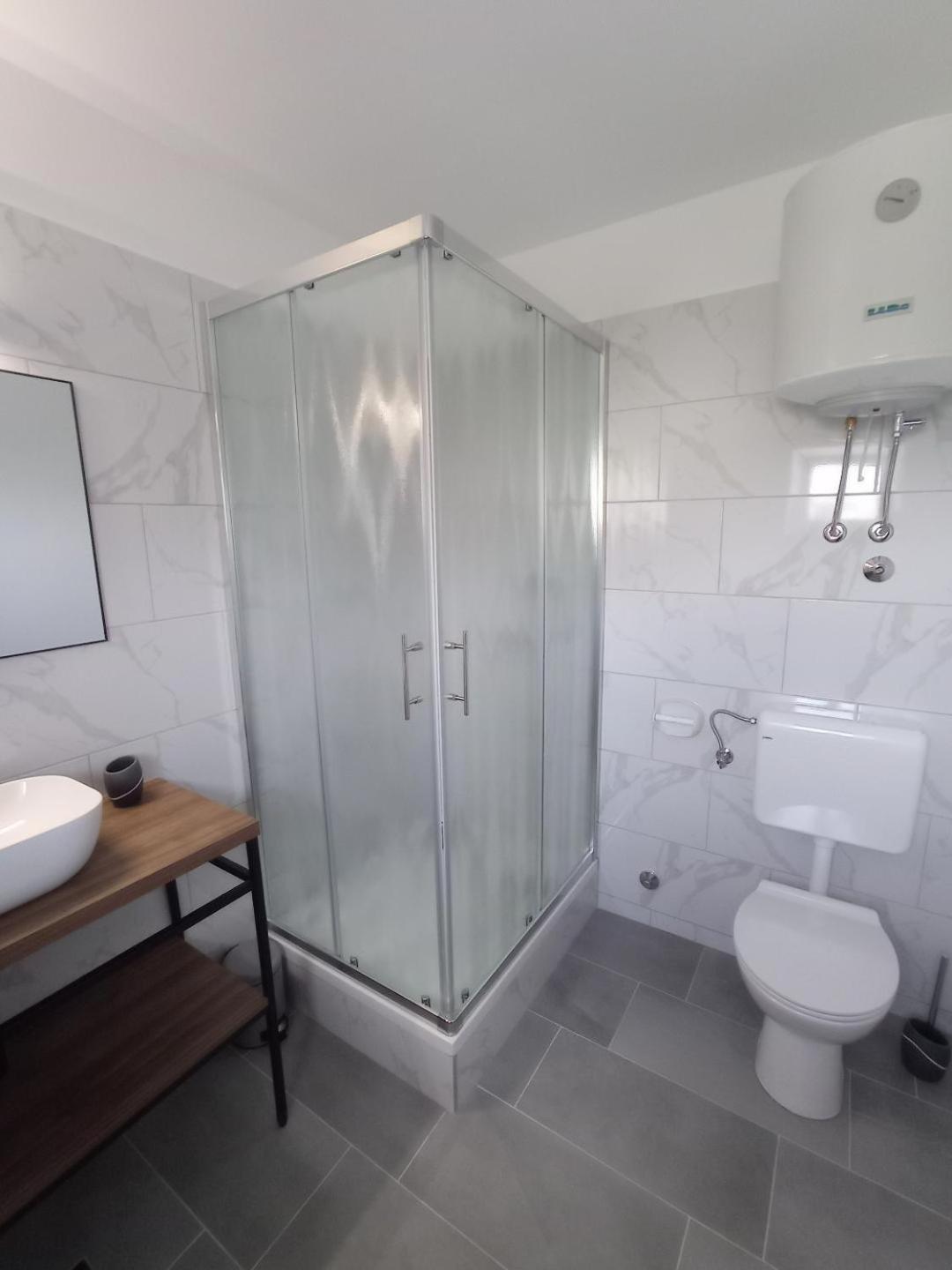 Apartment Supetarska Draga - Donja 5030A Екстер'єр фото